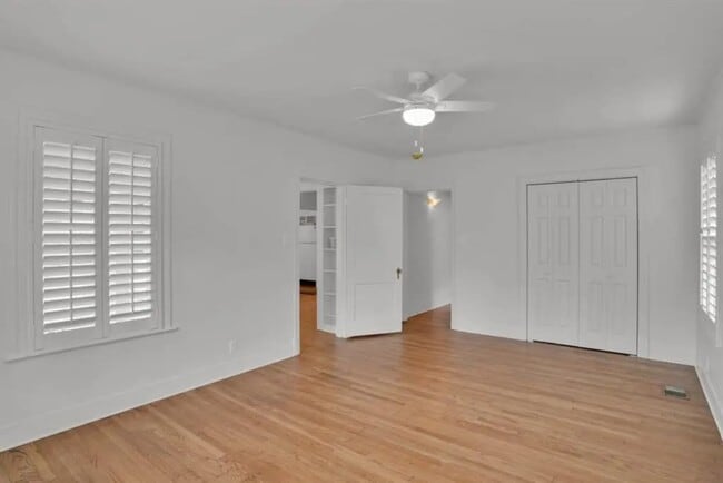 Building Photo - Albany Avenue