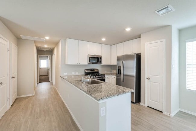 Building Photo - 4224 Southton Lk