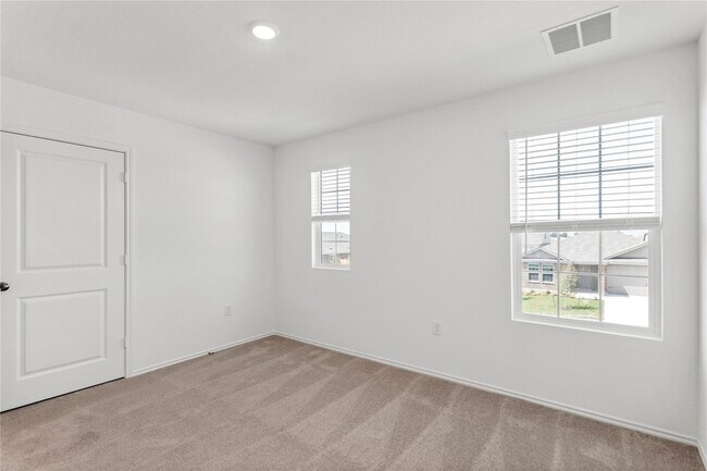 Building Photo - 114 Miglia St