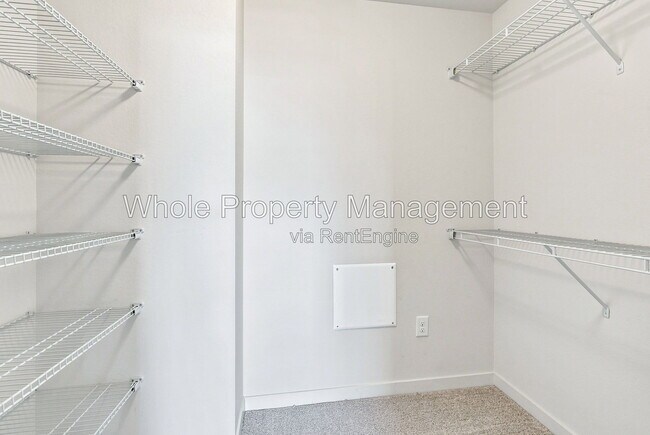 Building Photo - 9004 E 49th Pl