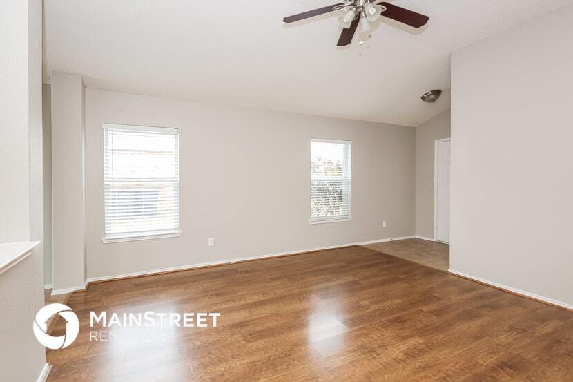 Building Photo - 4701 Sea Ridge Dr