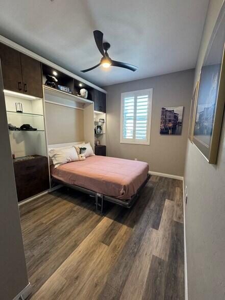 Building Photo - 331 Coastal Redwood St