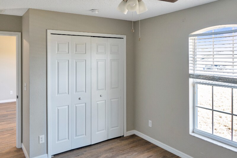 Building Photo - 1117 Peregrine St