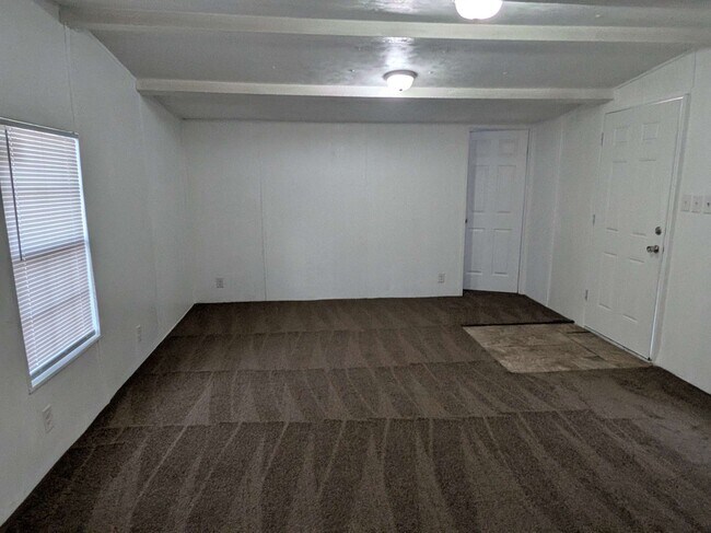 Building Photo - 14962 Goliad Dr