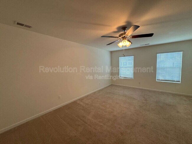 Building Photo - 83 Echo Ct