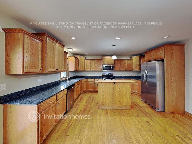 Building Photo - 26132 Eagle Dr