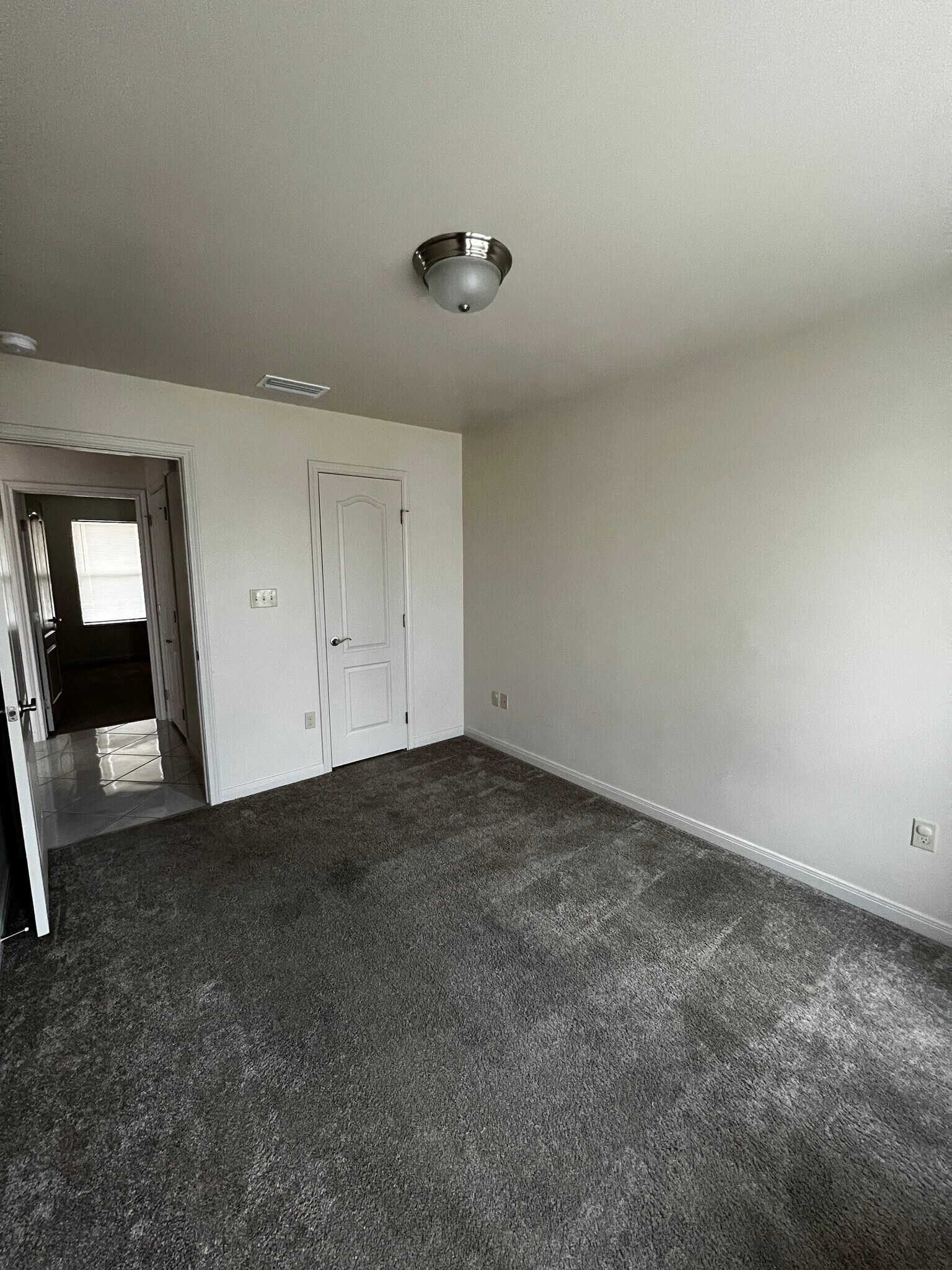 Building Photo - 4925 Ruidoso Pl