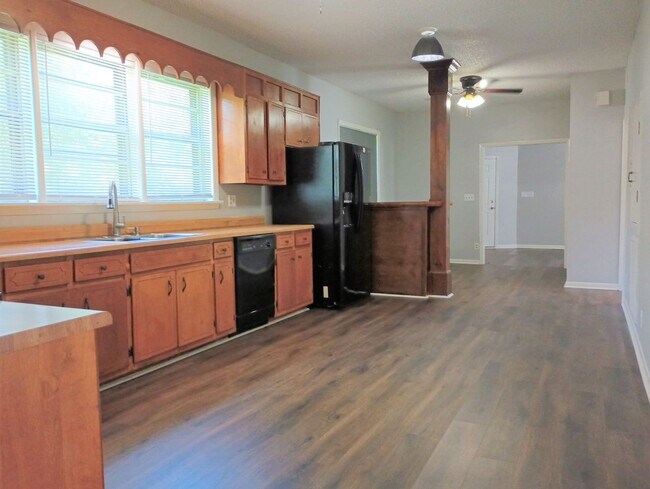 Building Photo - Enjoy a Peaceful "Country" Setting" in Hartselle