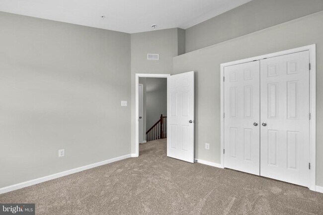 Building Photo - 6704 Saw Mill Ct