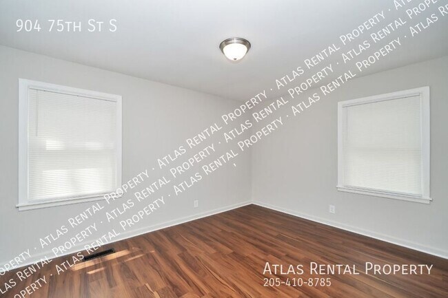 Building Photo - 904 75th St S