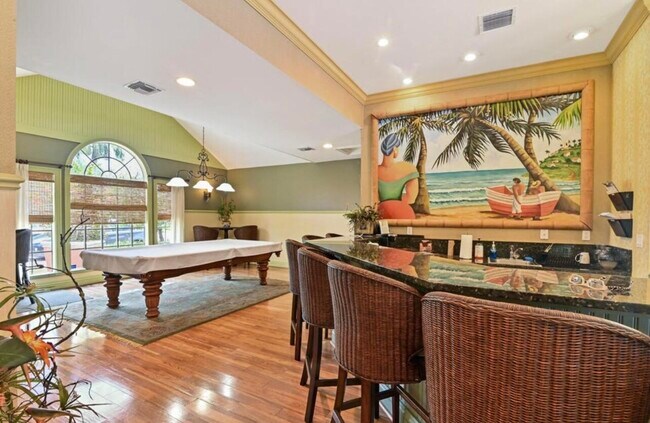 Building Photo - 1055 Crystal Way