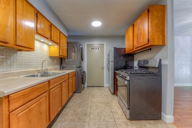 Building Photo - 779/781 Metcalf