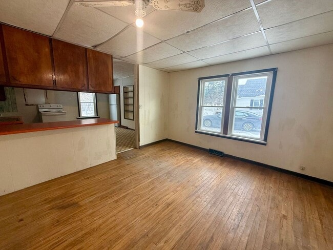 Building Photo - 3 Bed 1 Bath Single Family Home in White Lake - Move-In Special: HALF OFF DEPOSIT!