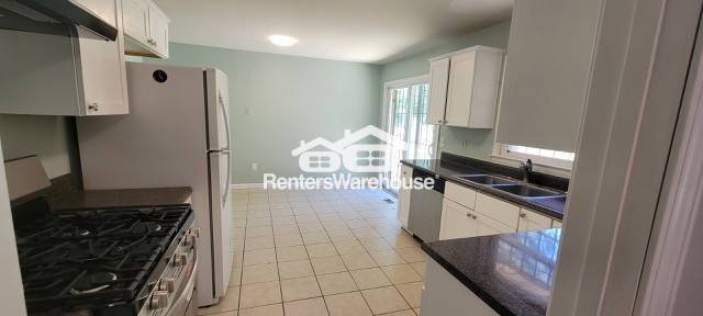 Building Photo - 4065 Wisteria Ln SW