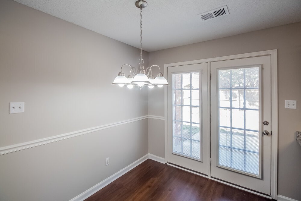 Building Photo - 3455 Pendulum Dr N