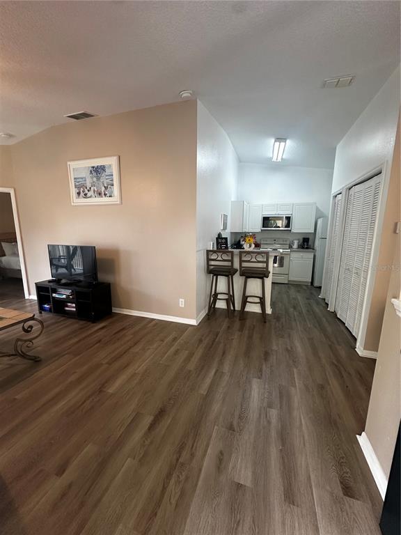 Building Photo - 8841 Grand Palms Cir