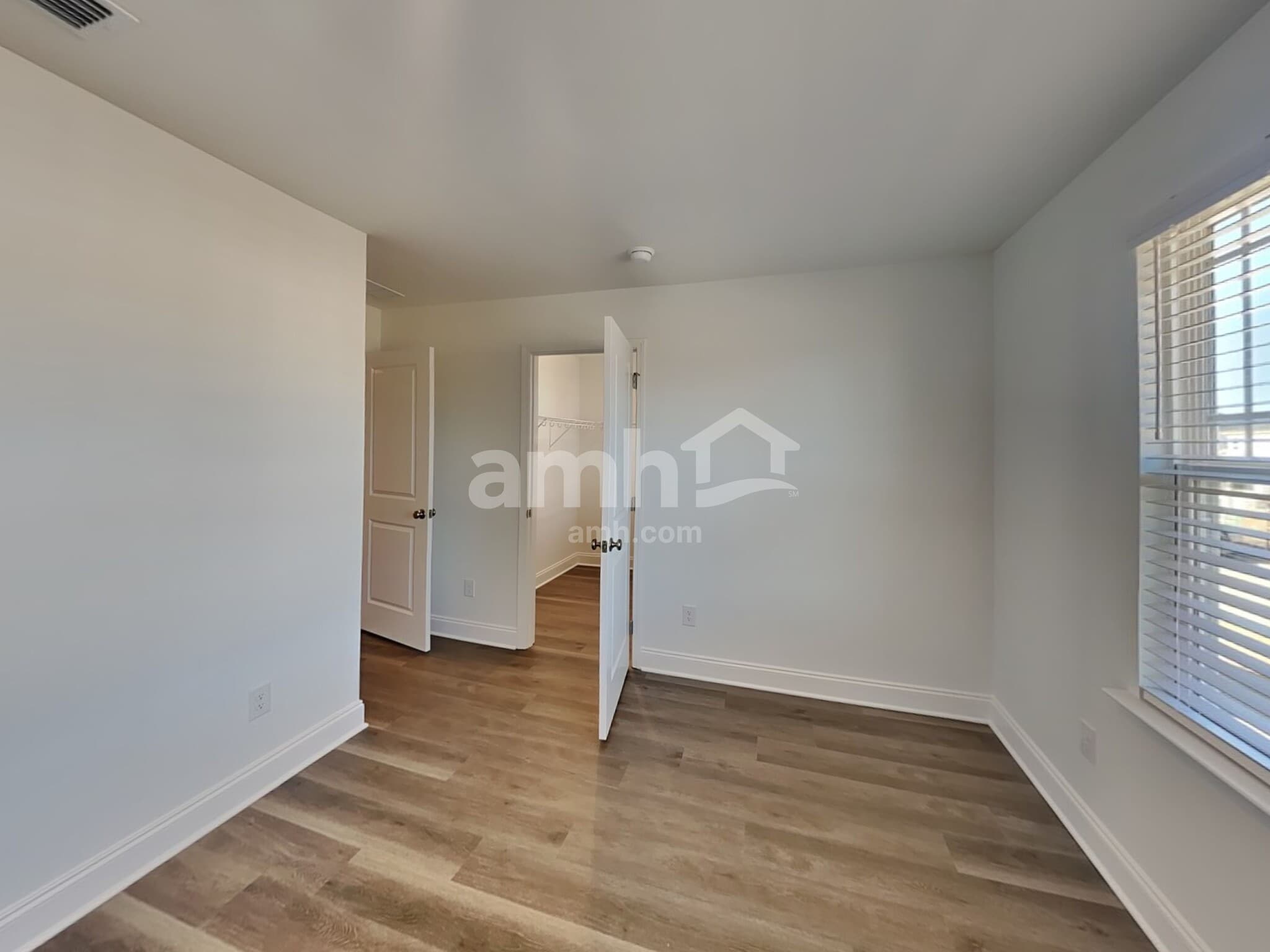 Building Photo - 205 Argea Dr