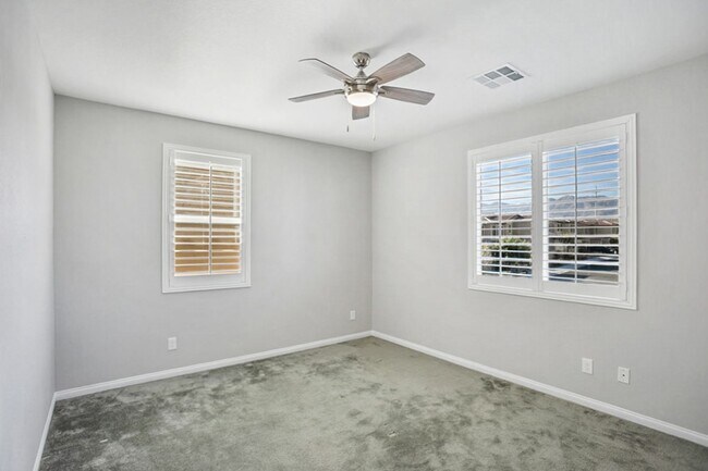 Building Photo - Beautiful 4 Bedroom Home In A Gated Skye Canyon Community