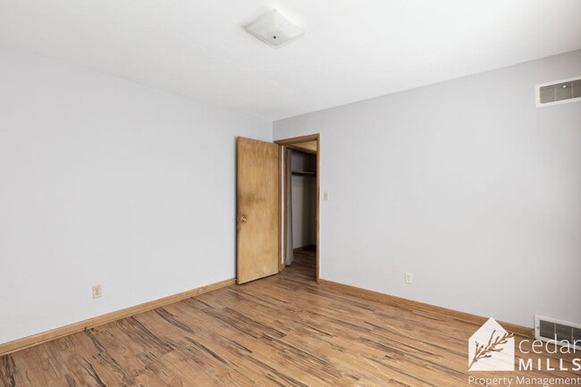 Building Photo - 1731 N Holyoke St