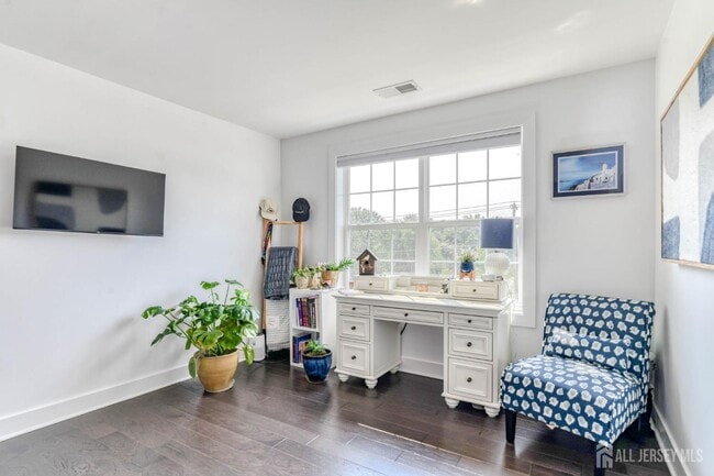 Building Photo - 1529 Paxton Ln