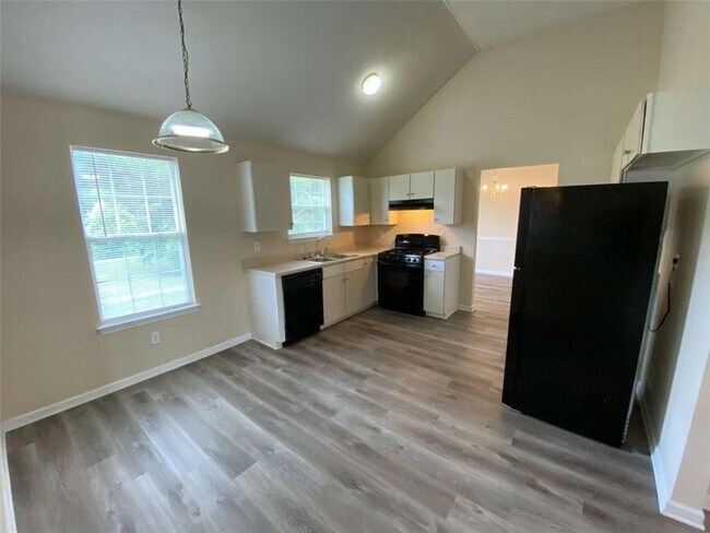 Building Photo - 4553 Era Trce