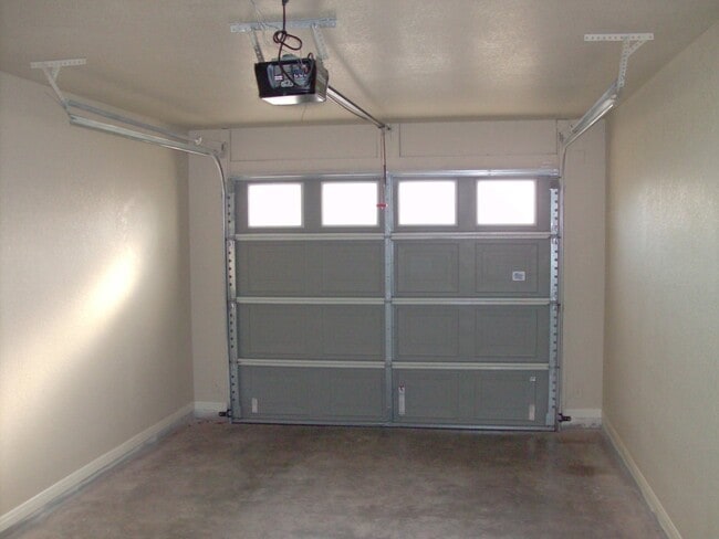 Building Photo - Charming 2 Bed / 2 Bath Duplex in Killeen ...