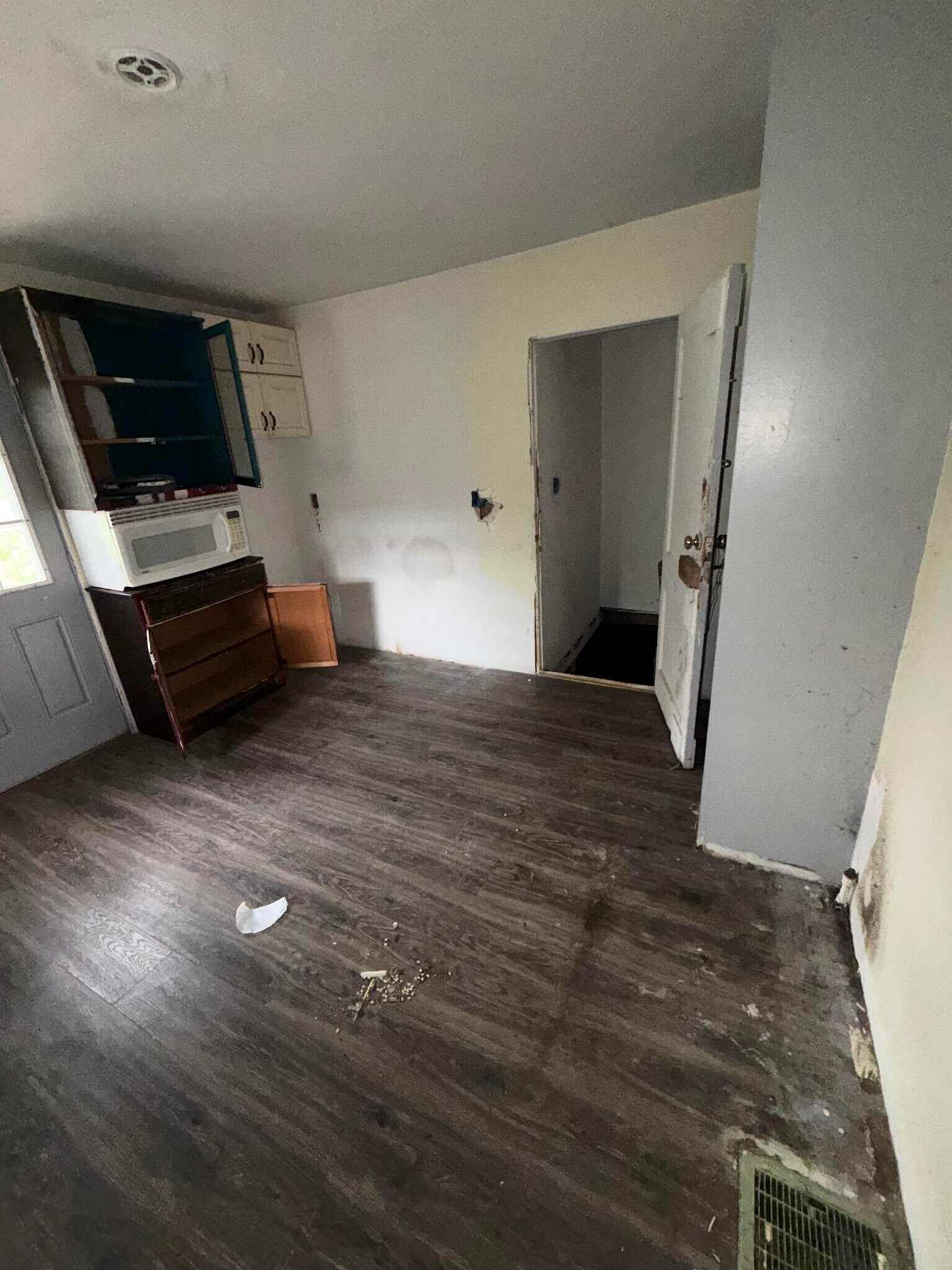 Building Photo - 3024 Glenwood Ave