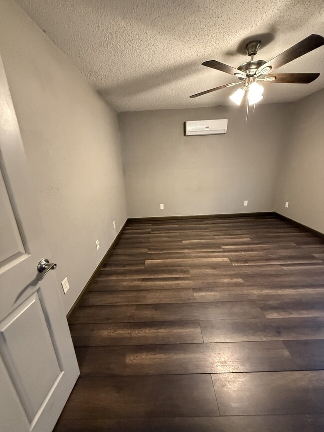 Building Photo - 1452 Co Rd 182