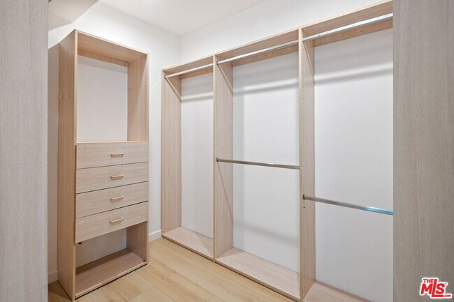 Building Photo - 2222 Neilson Wy