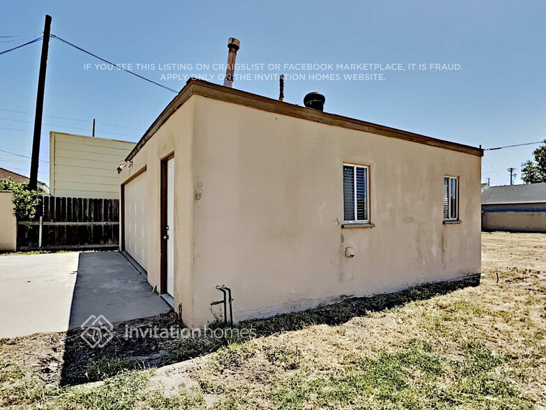 Building Photo - 1310 W 219th St