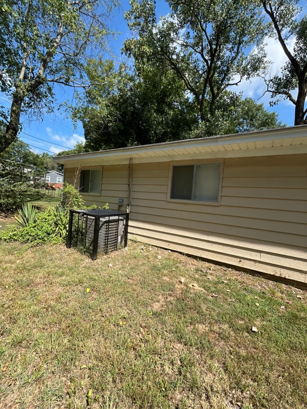Building Photo - 4187 Falcon Dr
