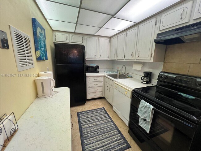 Building Photo - 108 Bravado Ln