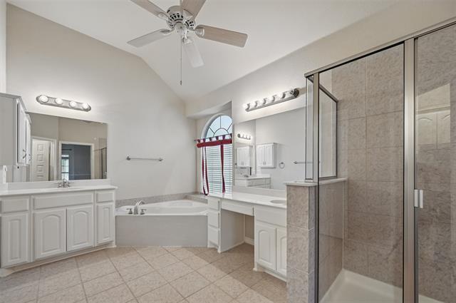 Building Photo - 2110 Pecan Ridge Dr