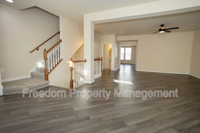 Building Photo - 7408 Brunson Cir