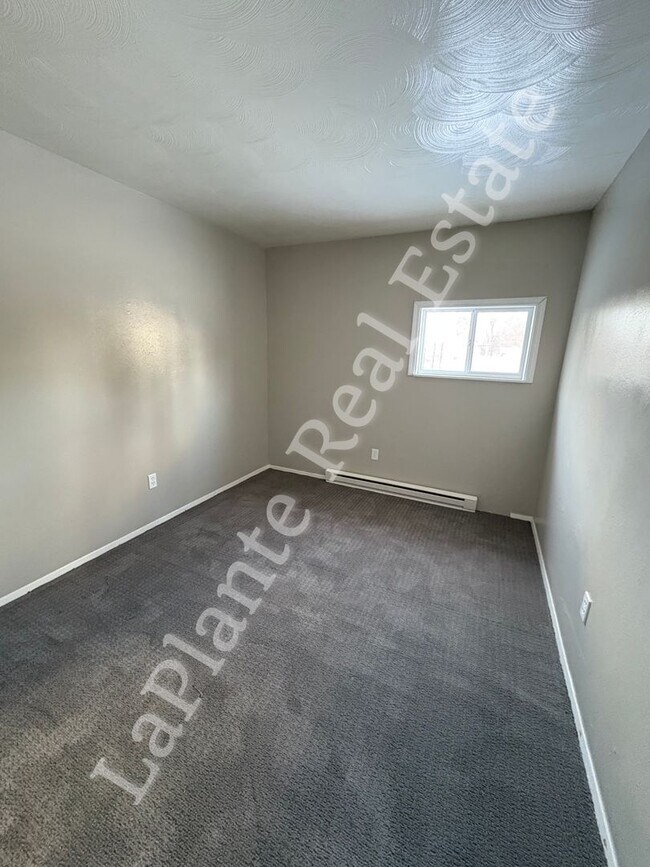 Building Photo - 1622 Milburn Ave