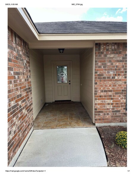 Building Photo - 1123 Blazewood Dr