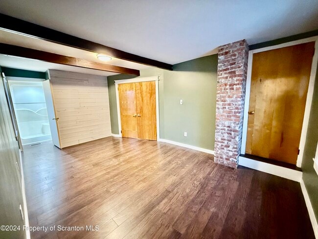 Building Photo - 22 S Goodwin Ave