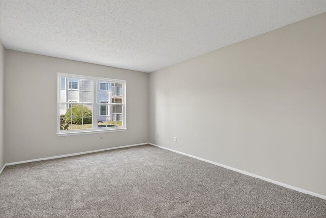 Building Photo - Call Sabrina Thomas Office at 757-767-0767...