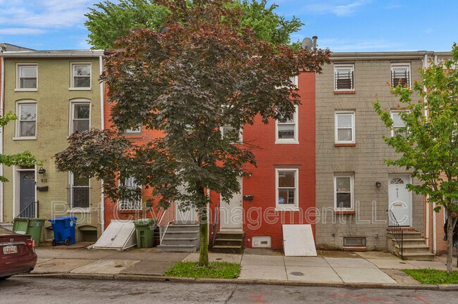 Primary Photo - 915 W Lombard St