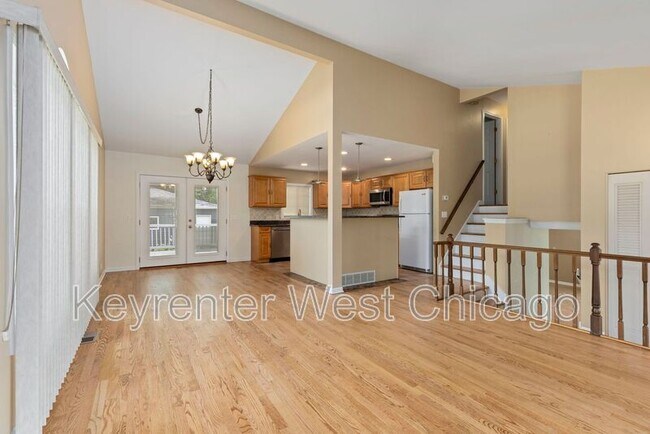 Building Photo - 1003 S Finley Rd