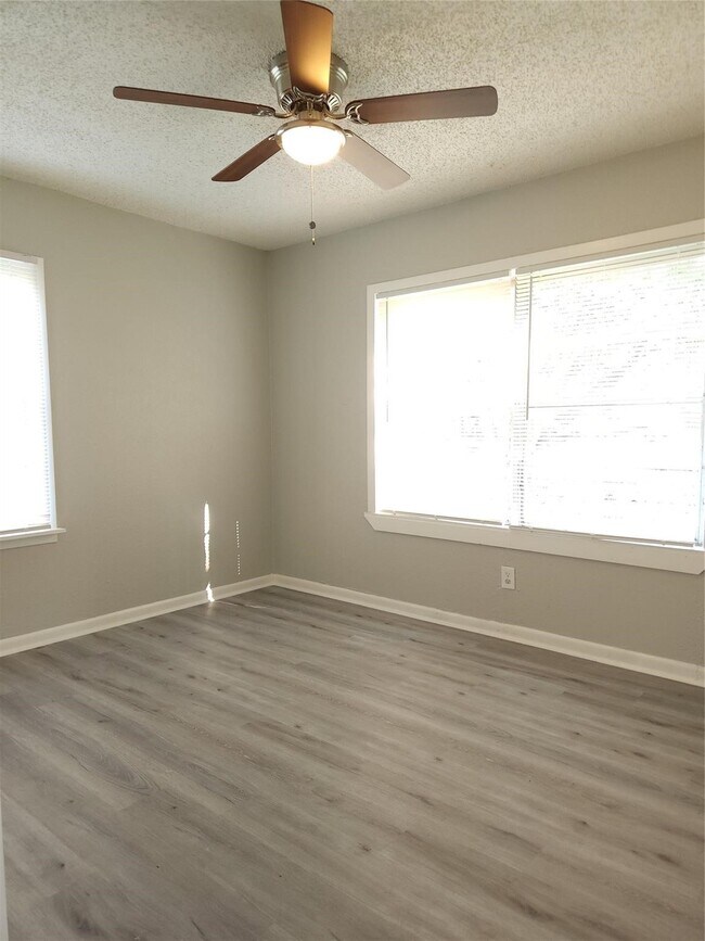 Building Photo - 6301 Anderson St