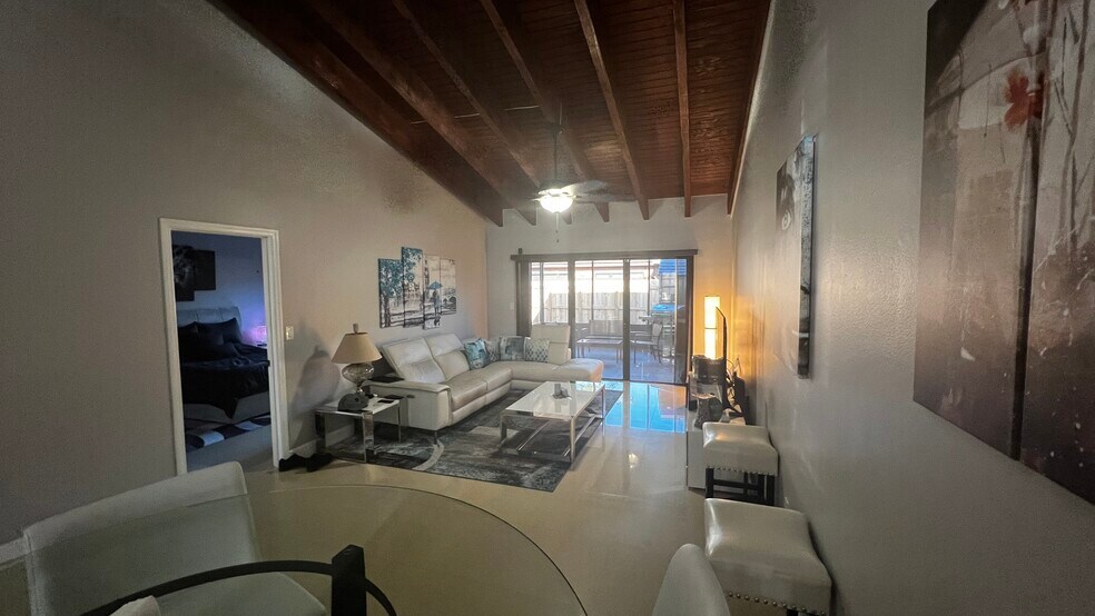 Living Room - 2310 Elm Ct