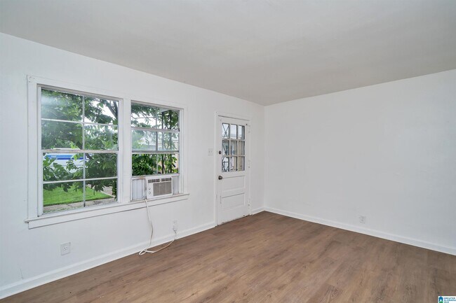 Building Photo - 3005 AVENUE J Ave