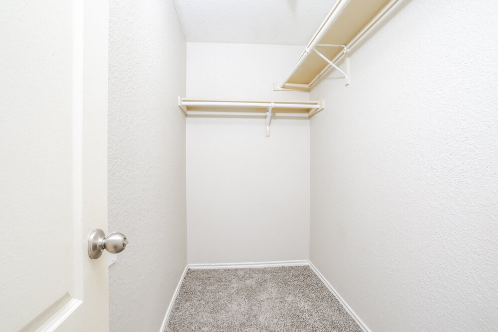 Building Photo - 7501 Grass Valley Tr