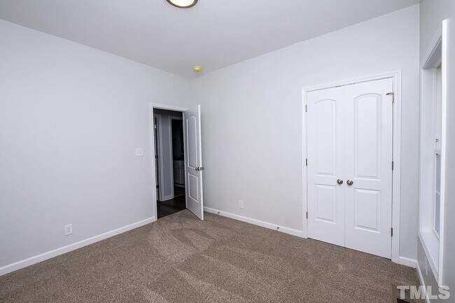 Building Photo - Cozy Ranch Home with Modern Upgrades in Durham