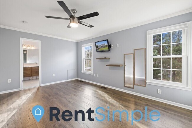 Building Photo - 3920 Bokel Dr