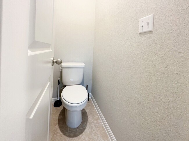 Building Photo - Bright & Roomy 5 Bedroom, 2.5 Bathroom Home with 2-Car Garage