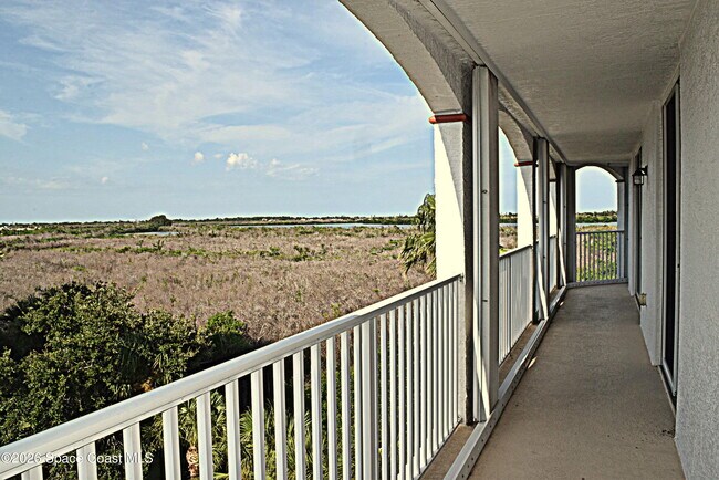 Building Photo - 801 Del Rio Way