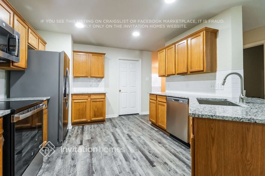 Building Photo - 13010 Bramford Pointe Ln