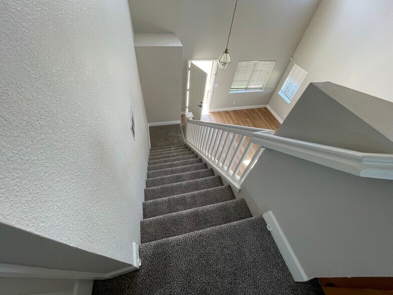 stairs - newly carpeted - 3978 Seagull Ct